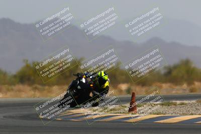 media/Apr-10-2022-SoCal Trackdays (Sun) [[f104b12566]]/Turn 15 (145pm)/